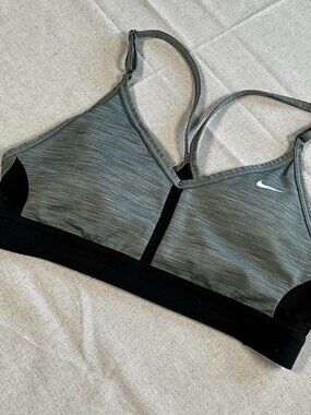 Womens Nike Dri-FIT Racerback Athletic Training Gray Black Sports Bra (Small)